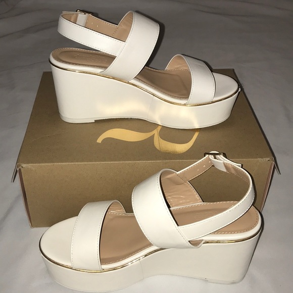 Charlotte Russe Shoes - White platform sandals with gold accent